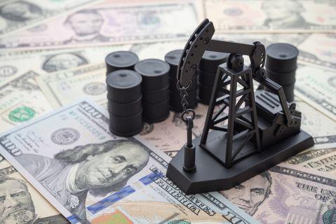 Le pétrole va-t-il descendre à 60 $ ou monter à 100 $ en 2022 ?